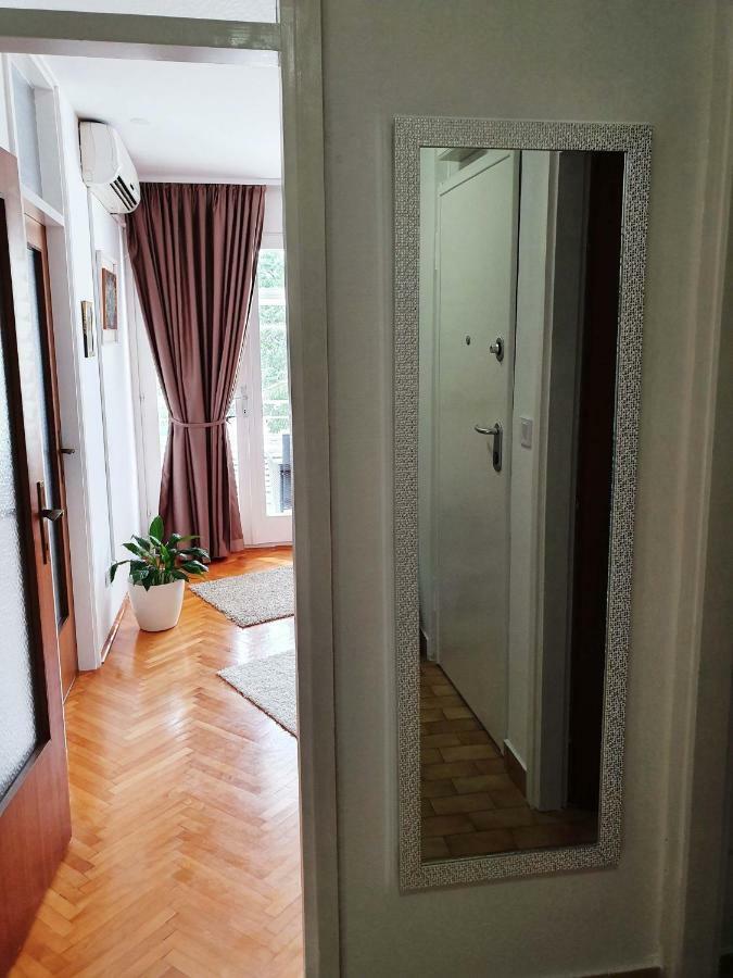 Apartment Dina 오미스 외부 사진
